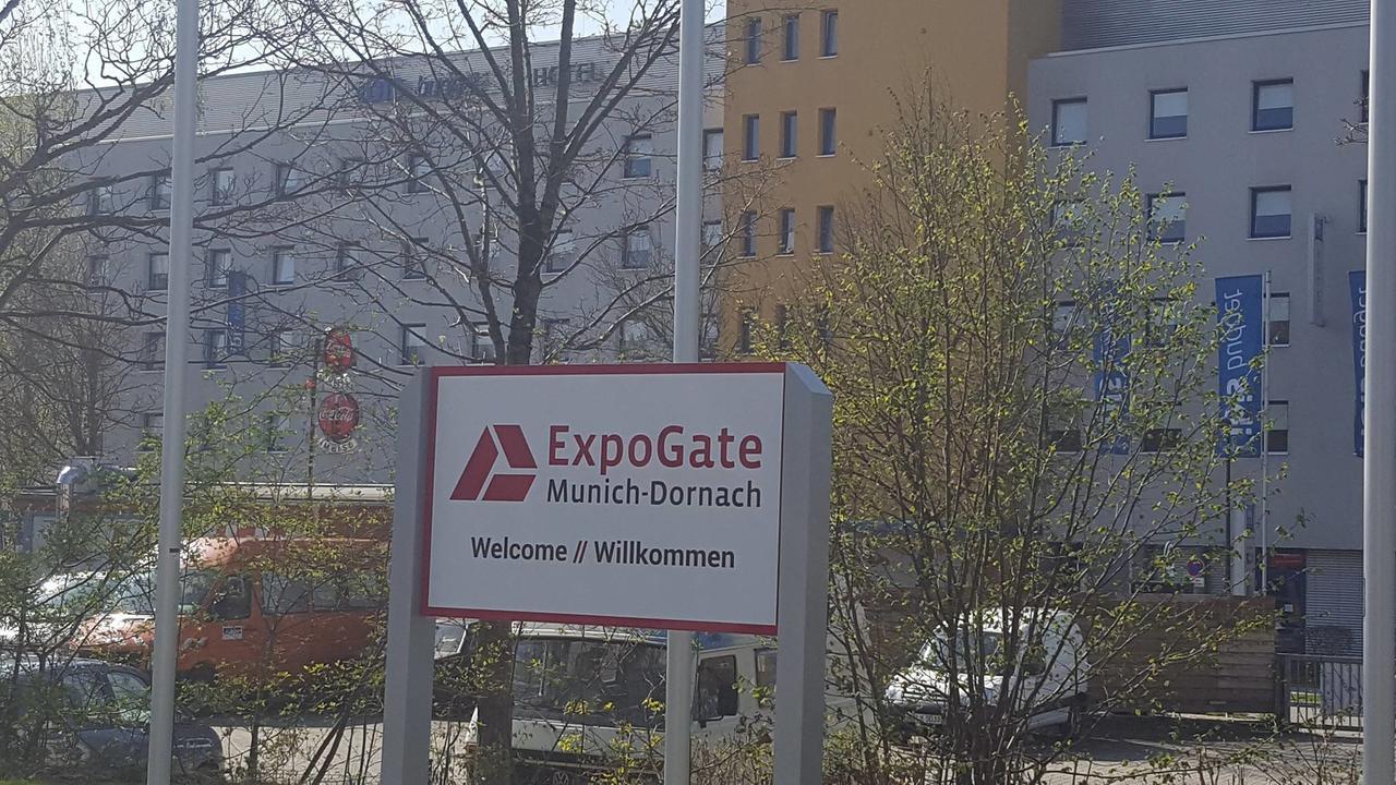 אשהיים Ibis Budget Muenchen Ost Messe מראה חיצוני תמונה