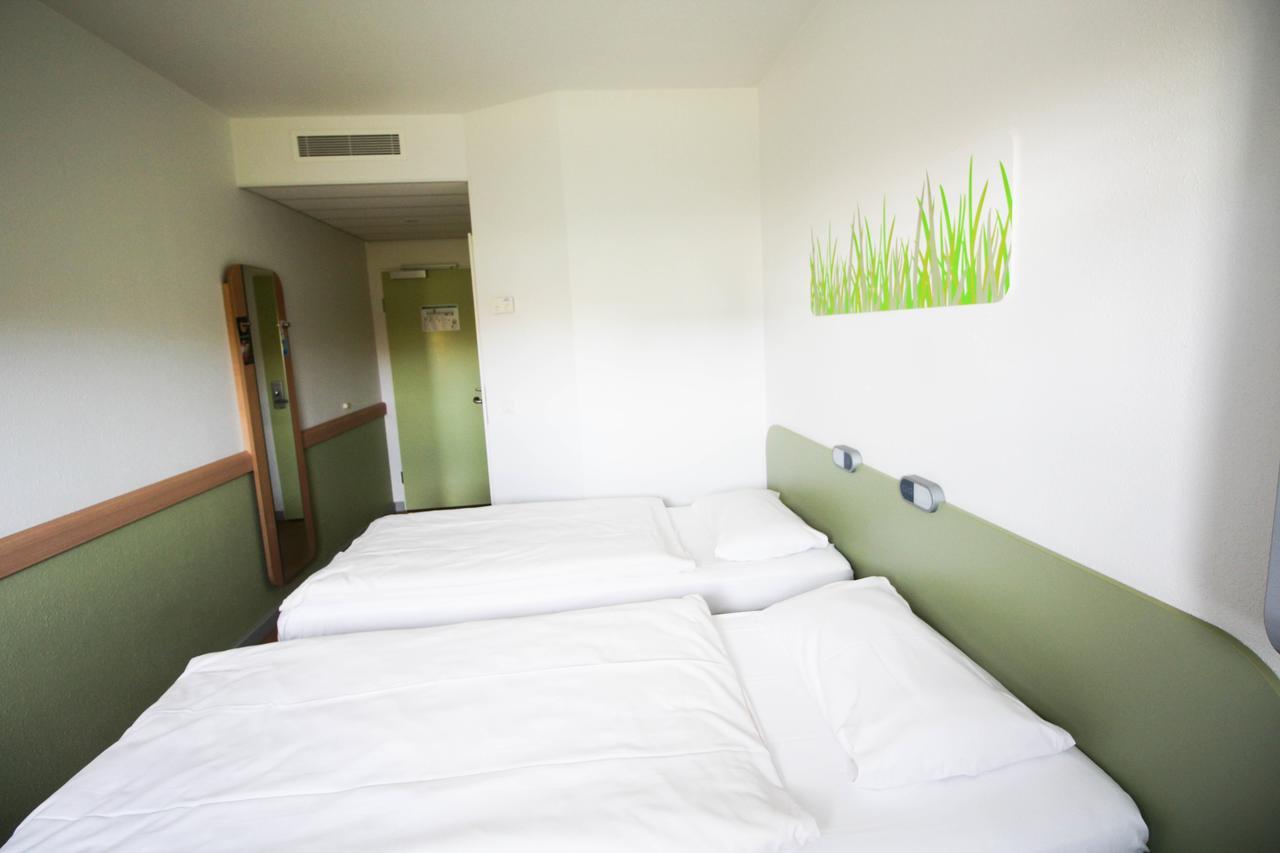 אשהיים Ibis Budget Muenchen Ost Messe מראה חיצוני תמונה