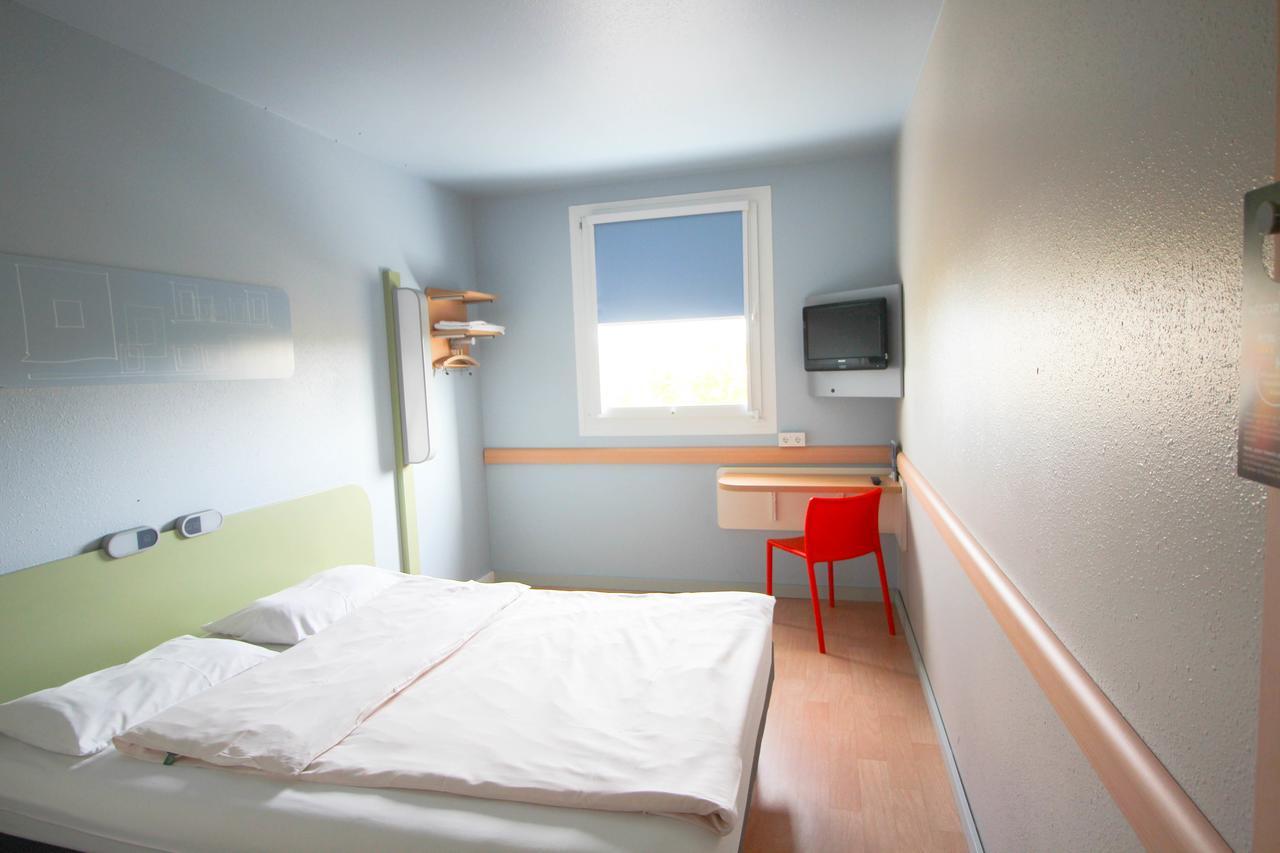 אשהיים Ibis Budget Muenchen Ost Messe מראה חיצוני תמונה