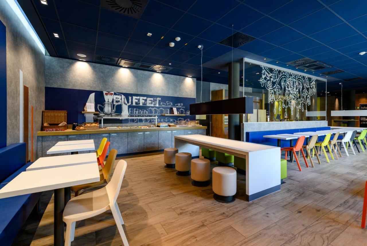 אשהיים Ibis Budget Muenchen Ost Messe מראה חיצוני תמונה